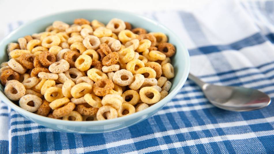 Glyphosate in Food -- bowl of oat o's cereal