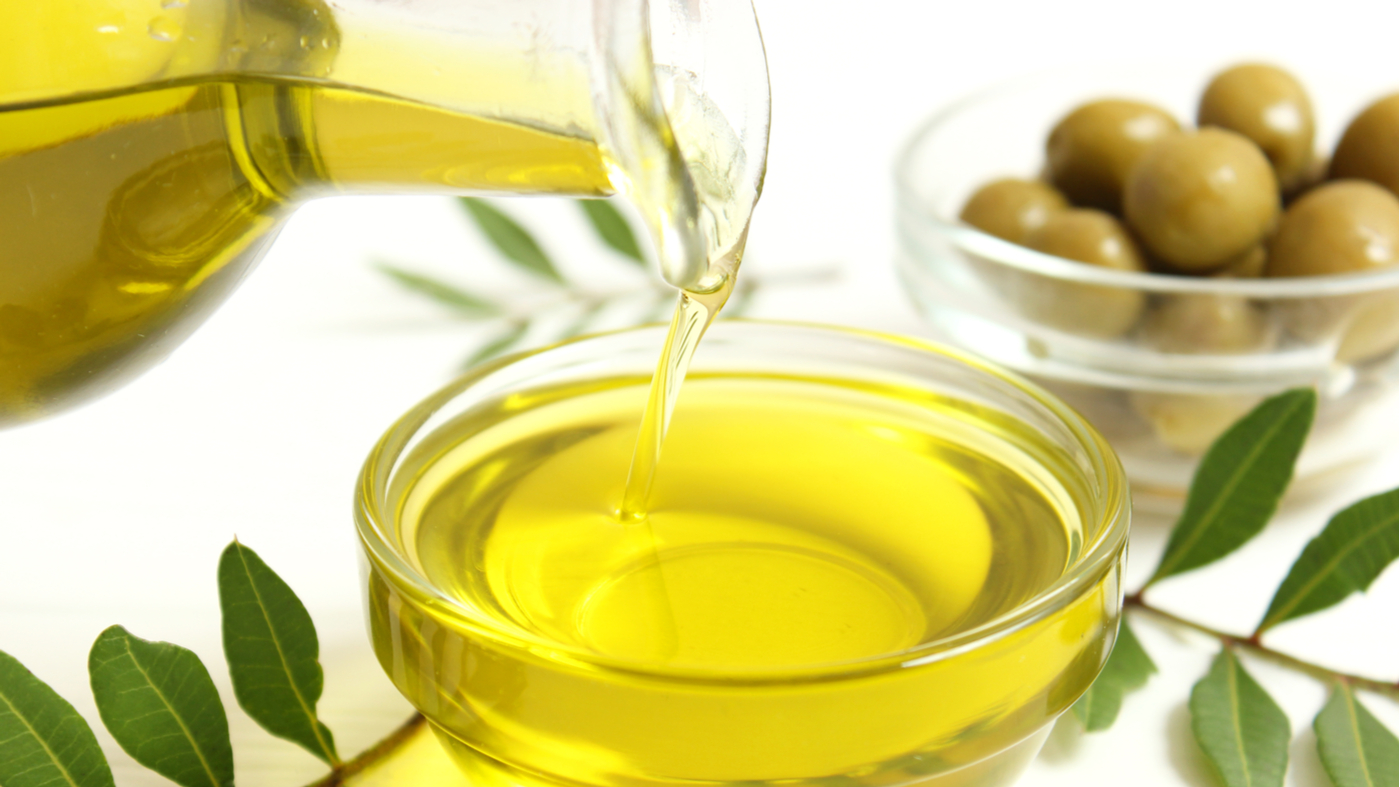 Does Olive Oil Need to be Refrigerated? 