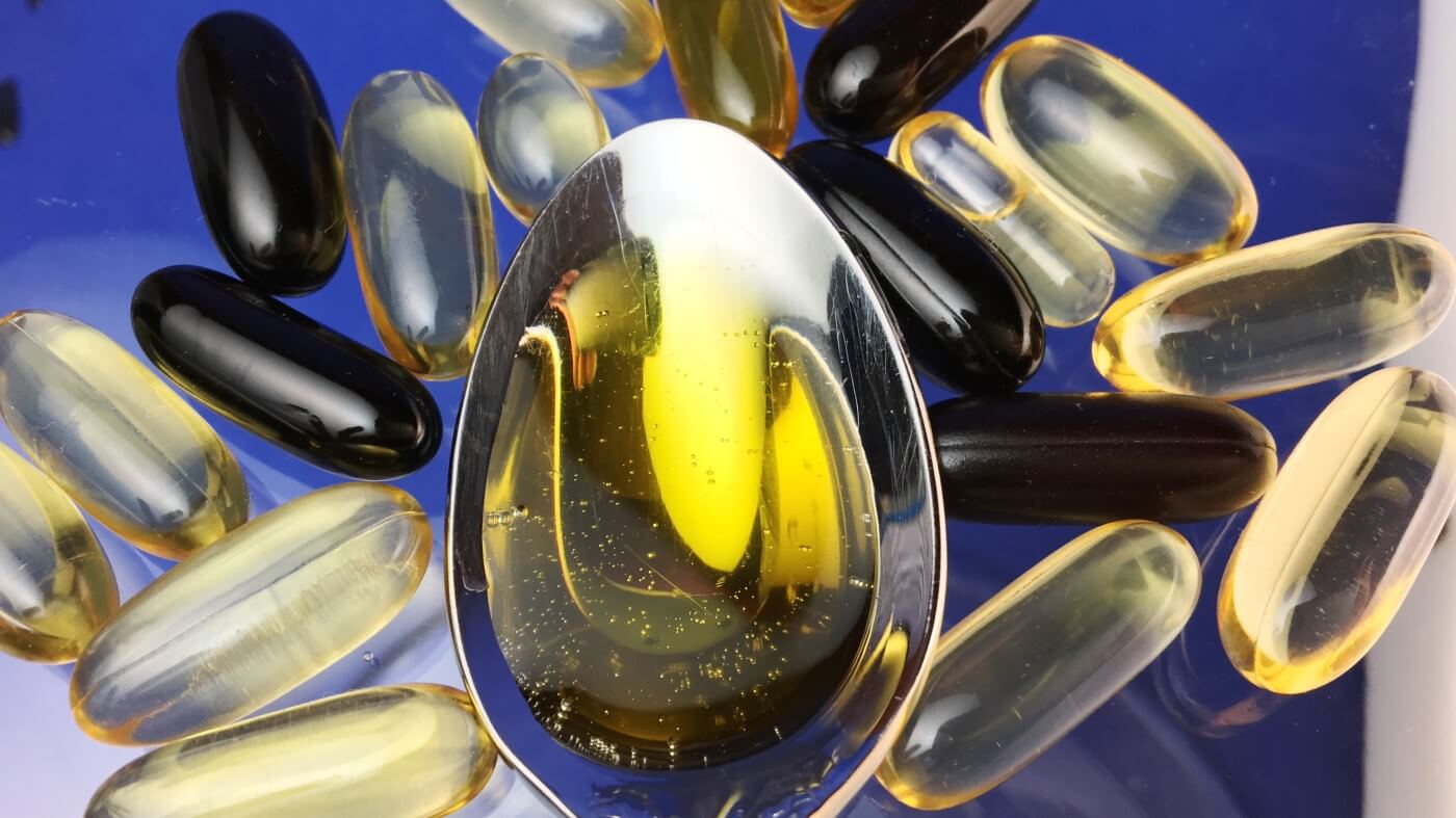 Black Currant Oil, Borage Oil, Evening Primrose Oil, Flaxseed Oil, and Hemp  Oil Supplements & Top Picks 